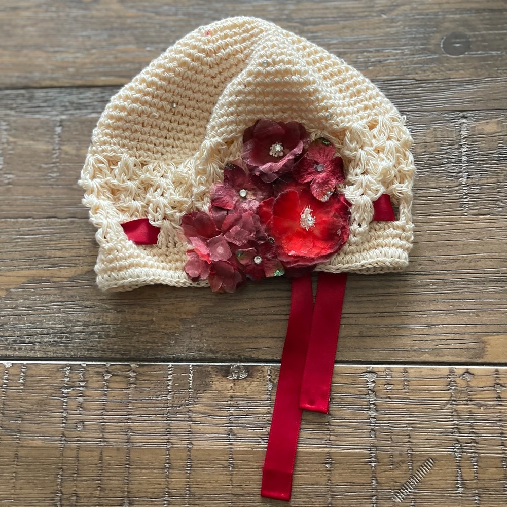 Stunning Crocheted Hat with Red Flowers